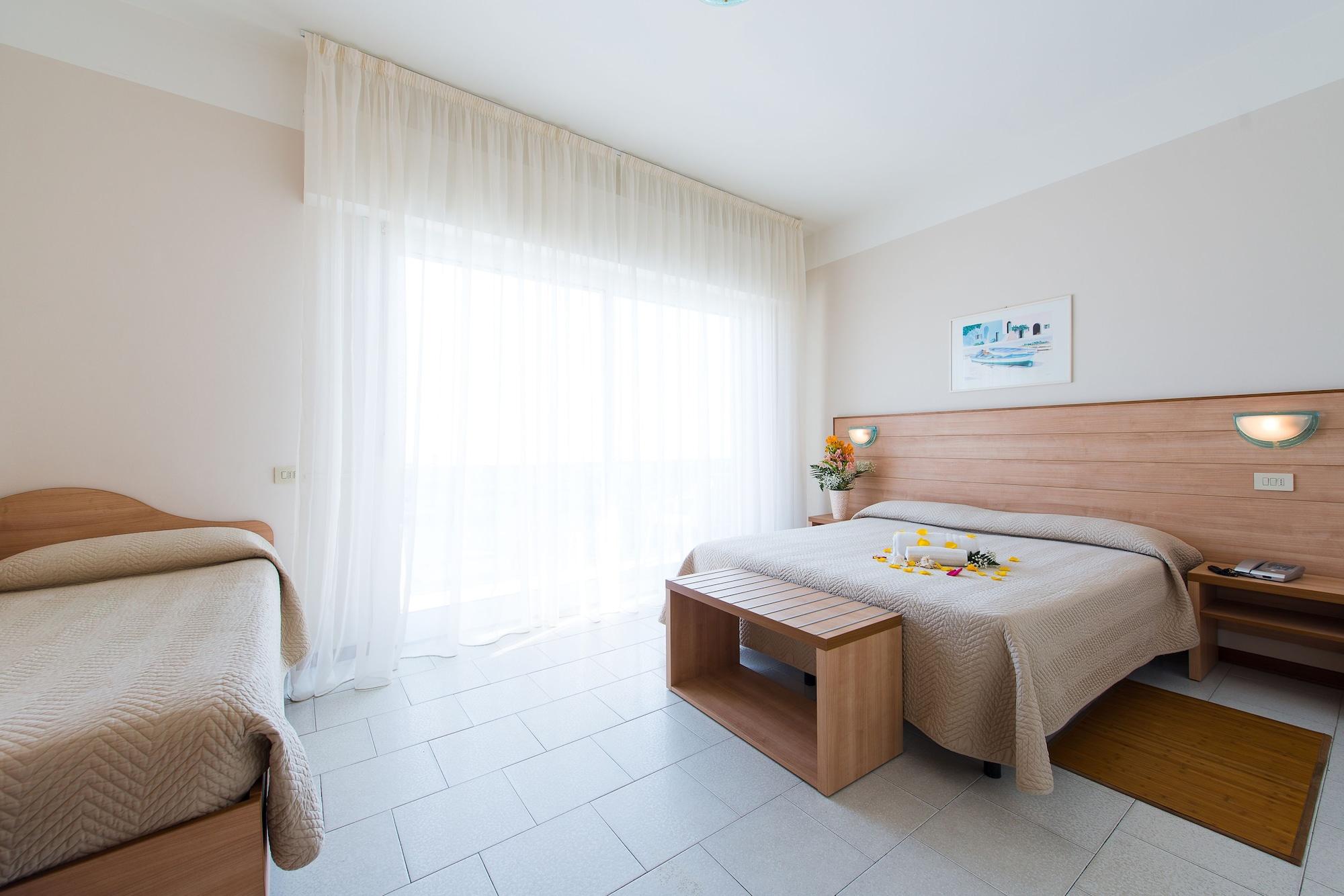 Hotel Giulietta Riccione Exterior foto