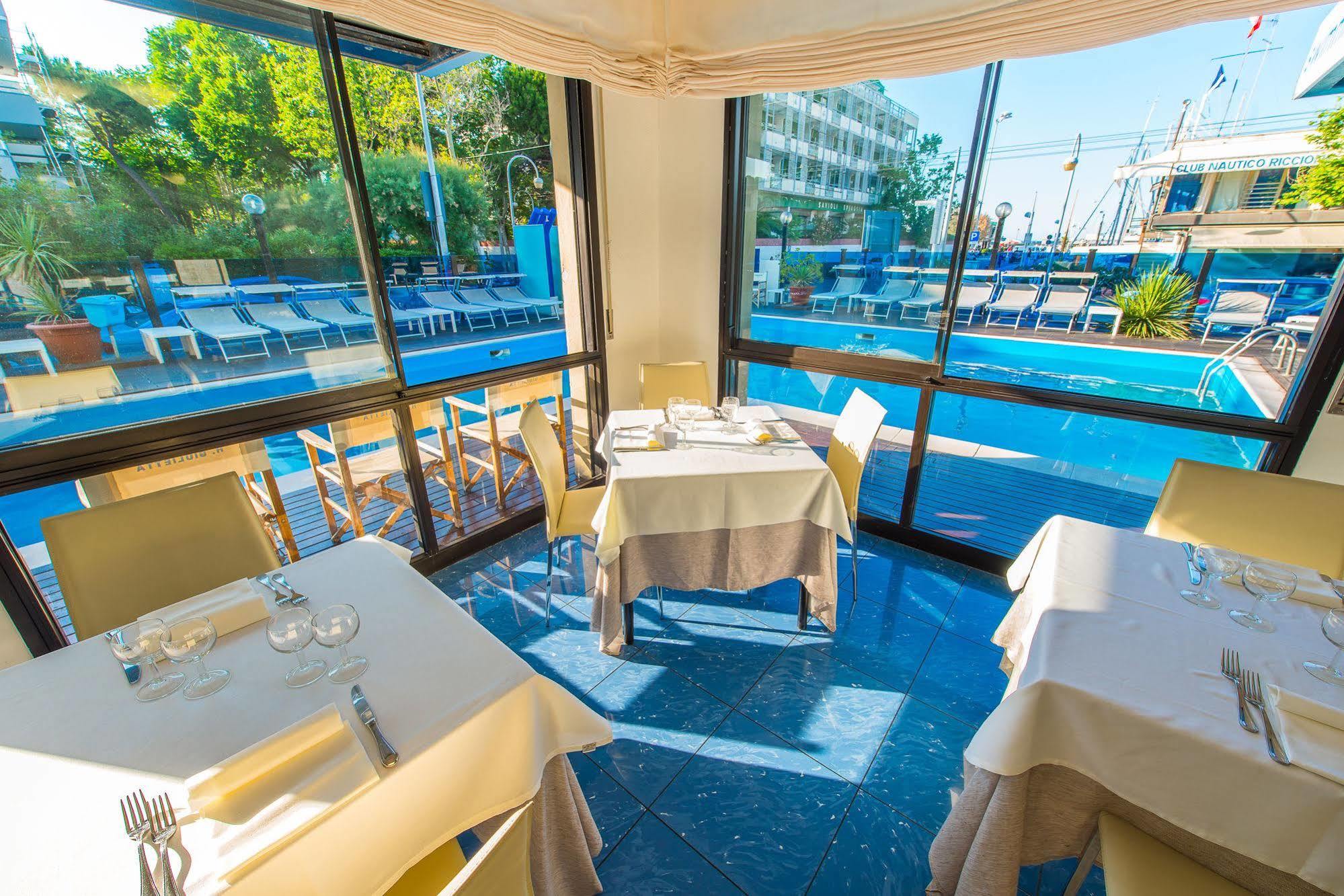 Hotel Giulietta Riccione Exterior foto